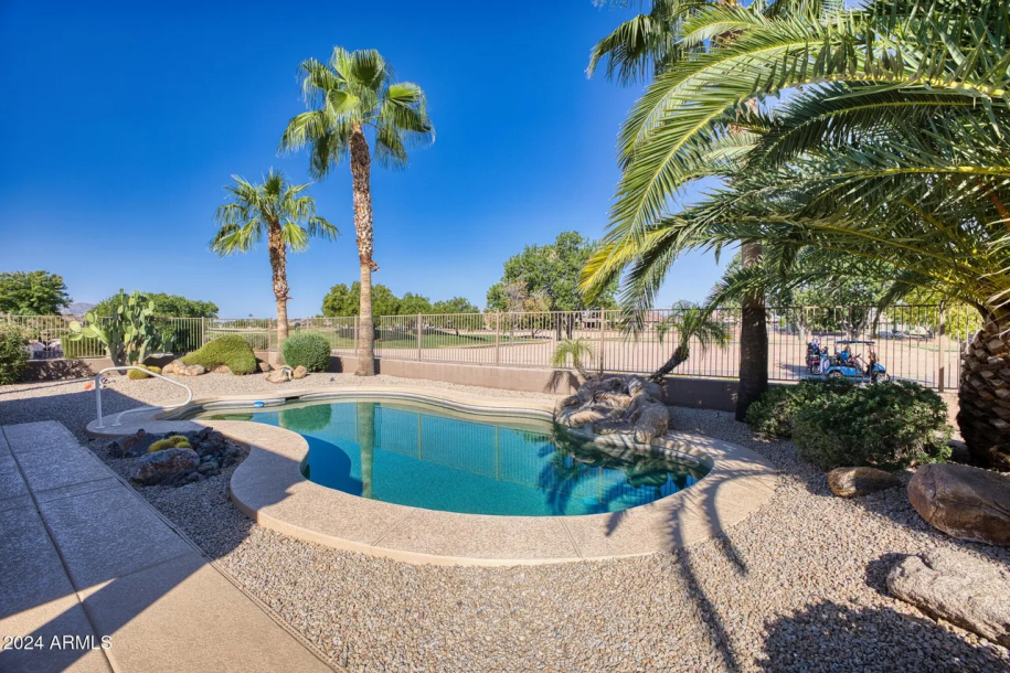 16220 W Boulder Dr, Surprise, AZ 85374-16