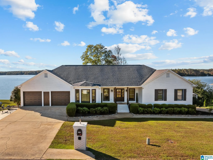 1120 Shannon Lynn Shores Ln, Talladega, AL 35160-1